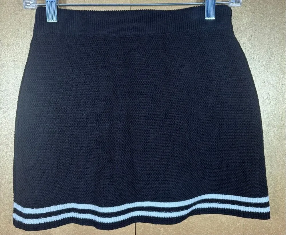 Alo Yoga Tennis Club Sweater Knit Skirt Black/Ivory Size XS